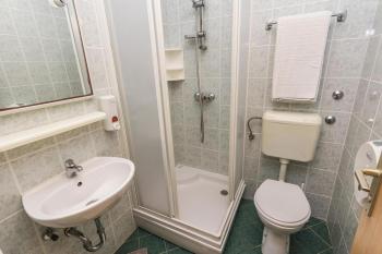 Apartment in Nin near Beach & Pool, Zaton (Foto 2)