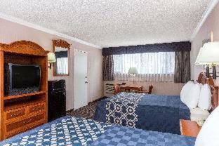 Days Inn by Wyndham Los Angeles LAX Airport Stadium Area, Los Angeles (fotografie 3)
