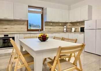 Spacious & Cozy 2 bed Apartment with Work Space & Fast Wi-fi, Stara Zagora (zdjęcie 5)