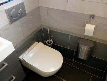 ALDO, not for parties, not a hotel, room with shared bathroom, no kitchen, Amsterdam (foto 5)