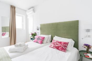 Apartamentos RG Suites Plaza del Salvador, Sevilla (Foto 3)