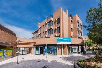 Premium Accomodation in La Rosaleda Area - Madrid, Madrid (photo 2)