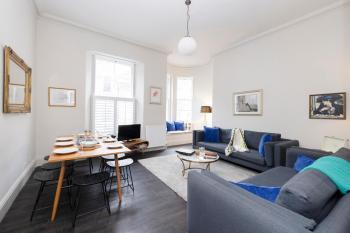 JOIVY Sophisticated Apt near Edinburgh Castle, Edinburgh (Foto 3)