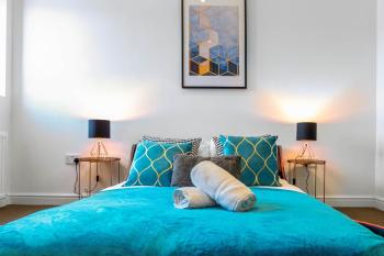 Haus Luxury Apartment - Perry Barr - Parking - Smart TV - WIFI - TOP RATED, Birmingham (photo 2)