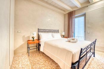 ApartmentsArena - Suite Mercatorum - Piazza Erbe, Verona (fotografie 4)