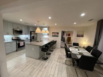 Cheerful, Beautifully Remodeled, Modern, Comfortable Home, Los Angeles (foto 2)