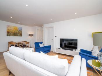 Pass The Keys Quiet 1 bed central apartment with parking, Bath (photo 3)