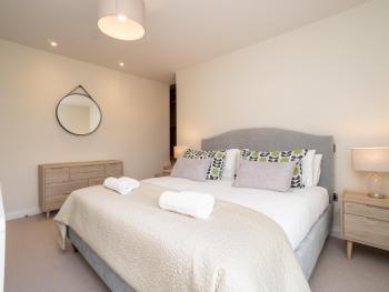 Pass The Keys Quiet 1 bed central apartment with parking, Bath (photo 4)