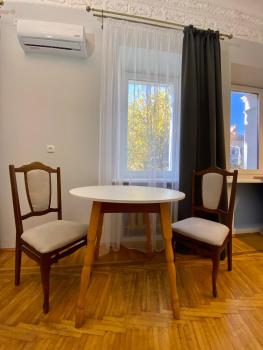 Ermitage Apt, Апартаменти в Центрі Дніпра, Dnipro (foto 4)