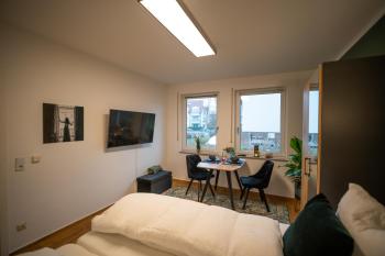 RR - Cozy Apartment - Parking - Kitchen - WIFI, Magdeburgo (foto 4)