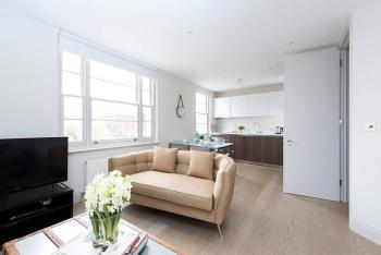 Recently redecorated spacious and Modern 1BR flat in West London, Londýn (fotografie 4)