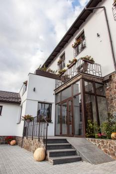 Villa crocus, Lvov (fotografie 3)