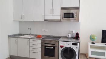 Spacious studio apartment in Cabanyal, Valencie (fotografie 4)