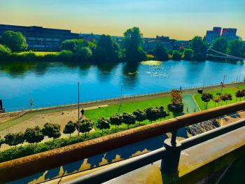 Glasgow City Centre G1 PENTHOUSE with RiverViews - Duplex (4 Bedrooms, 3 Bathrooms, Kitchen, 1 Living room, 1 Dining room, 2 Terraces, Triple Garage 3 Parking spaces 'e-charging', Top Floor, 2050 sq ft, Merchant City), Glasgow (Foto 4)