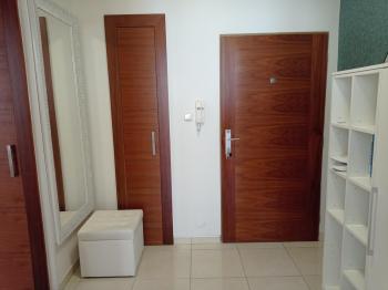 Amazing flat in old town with large balcony, Bratislava (fotografie 4)