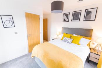 Exquisite Cosy 2-Bed Apartment in Salford, Manchester (photo 3)
