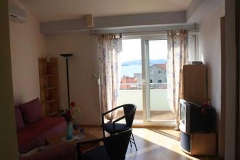 Apartment in Trogir with sea view, terrace, air conditioning, WiFi 4328-5, Трогир (фото 3)