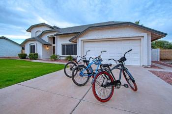 ESTRELLA - Renovated with PATIO, BBQ, POOL & SPA, Chandler (photo 3)