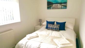 Property Hunter 23, Дарлингтон (фото 2)