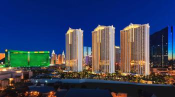 Awesome The Signature MGM condo with Strip view. No resort fee!, Las Vegas (photo 4)