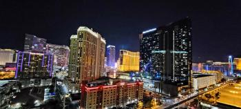 Awesome The Signature MGM condo with Strip view. No resort fee!, Las Vegas (photo 5)