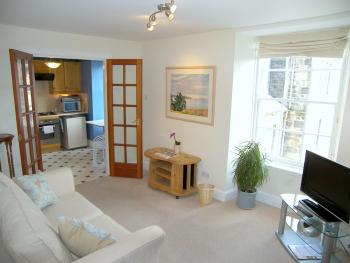 Royal Mile Apartment, Edinburgh (photo 2)