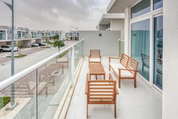 Spell-binding 3BR Townhouse at DAMAC Hills 2 Dubailand by Deluxe Holiday Homes, Dubaj (fotografie 5)