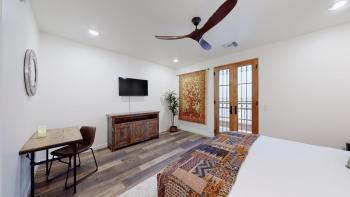 Menlo Magic, Tucson (zdjęcie 2)