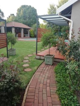 4 Michael Place, Edenvale (fotografie 2)