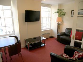 Royal Mile, Edinburgh - 2 Bedroom Apartment, Эдинбург (фото 3)