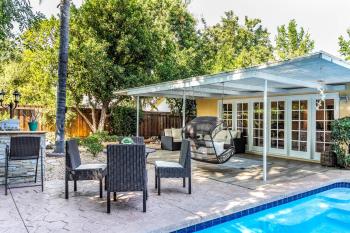 Villa Sausalito - Newly Designed 4BR HOUSE & POOL by Topanga, Лос-Анджелес (фото 4)