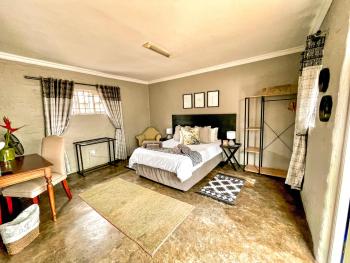 Studio Kay, Benoni (zdjęcie 2)