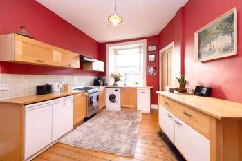 JOIVY Old Town 1-Bed Apartment with Stunning Views, Edinburgh (photo 4)