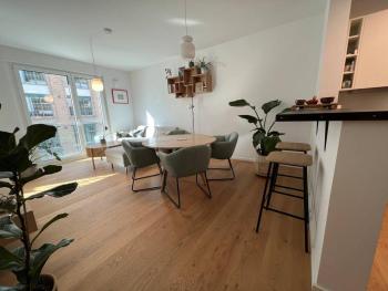Nähe Messe: Zentrale Wohnung mit Balkon und Loggia, Frankfurt (foto 3)