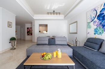 HiGuests - Luxurious 1BR in Palms with Private Beach Access, Dubaj (fotografie 3)