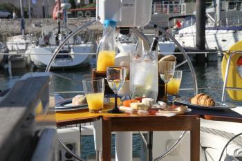 Stay in a Boat - Lisboa, Lissabon (Foto 3)