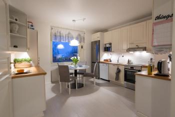 Modern design w/balcony, free parking,WiFi & A/C, Lappeenranta (fotografie 2)