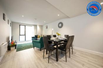 53 Percent OFF - Long Stays - Perfect for Business, Professionals , Relocations & Families I Free Gym I Boardroom I Cinema I WIFI - St Martins Place, Birmingham (fotografie 4)