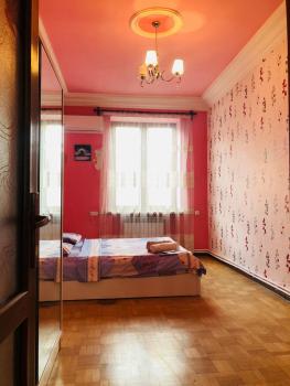 Apartment in Yerevan on Khorenatsi 10, Erevan (foto 3)