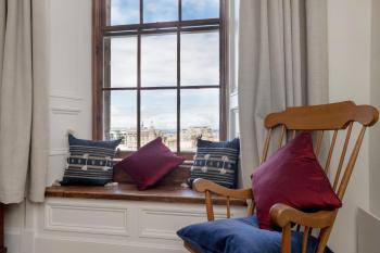Stunning Panoramic Views: Heart of the Royal Mile, Édimbourg (photo 5)