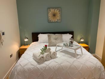 Modern, City Centre, Studio Apartment with FREE WIFI, GYM ACCESS, NETFLIX - West One, Шефилд (фото 2)