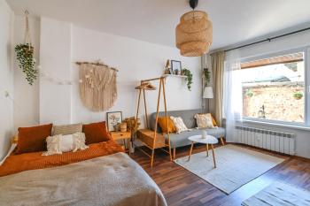 Cosy&Art 1BD Apartment next to Slaveykov Square by Flat Mаnager, Sofia (Foto 5)