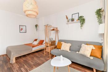 Cosy&Art 1BD Apartment next to Slaveykov Square by Flat Mаnager, Sofia (Foto 2)