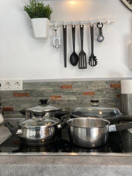 Living at Saarpartments - AdultsOnly - Business & Holiday Homes with Kitchen for Long- and Short Term stay, 3 min to St Johanner Markt and Points of Interest, Saarbrücken (fotografie 4)