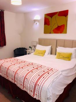 Contemporary large apartment in an ideal location, Bath (foto 4)