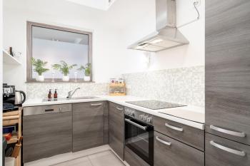 House with private parking & sauna near city centre and transport, Roeselare (photo 5)