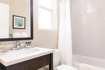 Rodd Royalty, Charlottetown (fotografie 5)