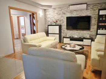 Apartment in Rovanjska near Velebit Mountains, Jasenice (zdjęcie 5)