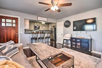 Cozy Duplex, Walk to Bentonville City Square!, Bentonville (zdjęcie 4)