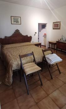 La Casa in Piazza, Gubbio (Foto 4)